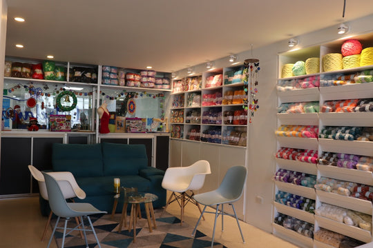 Entrelanas Sala de Tejido - Tienda online: lanas, agujas y accesorios