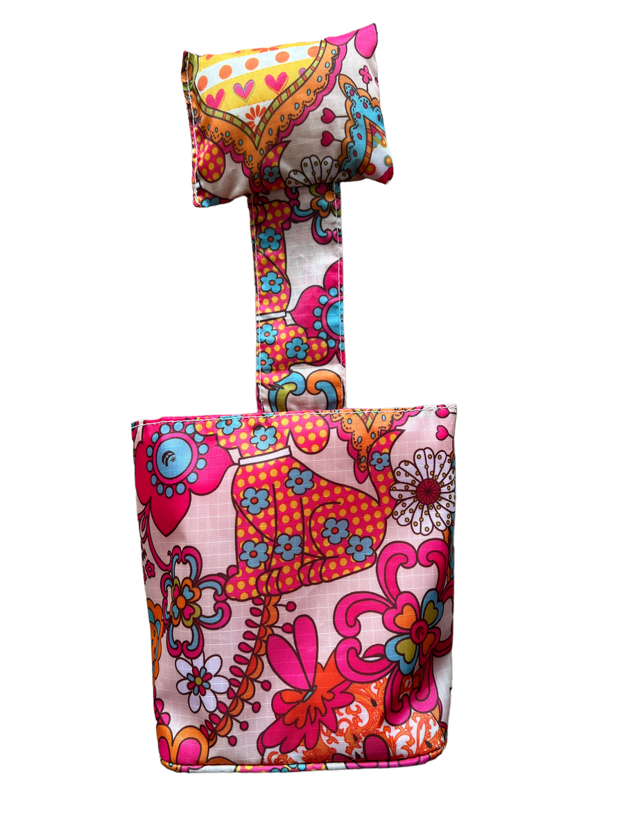 Bolsa Canguro Auxiliar Estampado Flor y Corazon Rosado